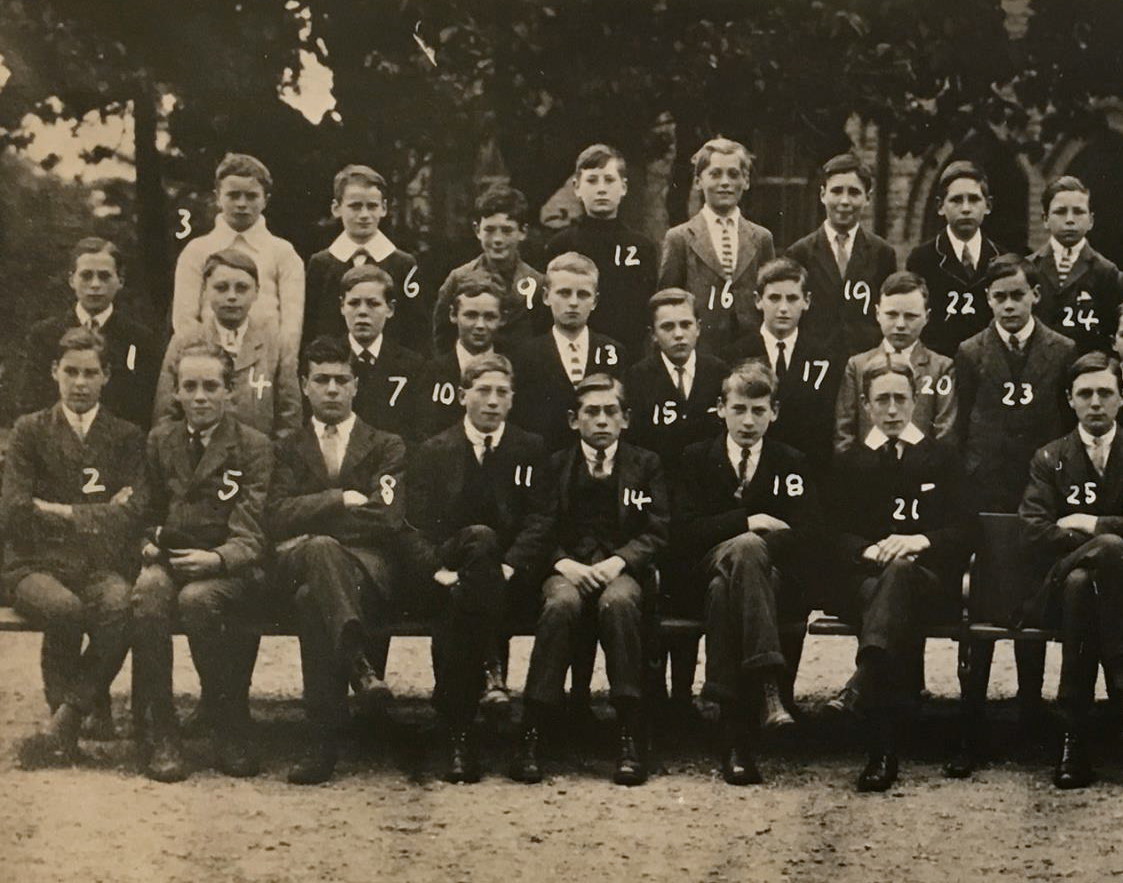 Whole school, 1919 (section 1, left)