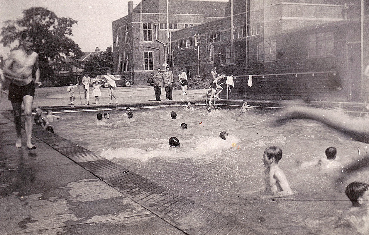 The swimming pool in 1950